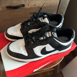 Nike Panda Dunks; Men’s 10